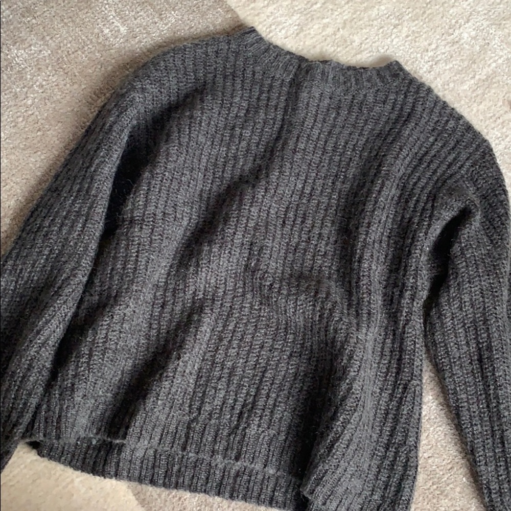 Uniqlo chunky fuzzy sweater